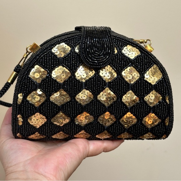 Inge Christopher Black Gold Beaded Sequin Shoulder/Crossbody Bag - Picture 10 of 12